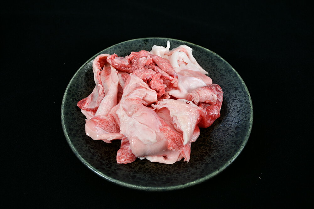 【ふるさと納税】松阪牛 スジ肉 600g (300g×2パック)　精肉 牛すじ 冷凍 煮込み カレー ビーフシチュー おでん ぼっかけ どて煮 国産 松阪産 小分け【長太屋】