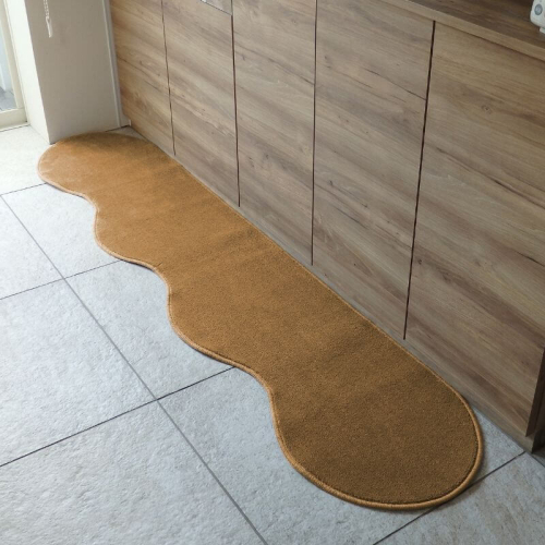 北欧風キッチンマット ラグマットタイプ 45×240cm ピーナッツ型 オーカー 抗菌防臭 SEK 織人しきもの屋工房 diw0095