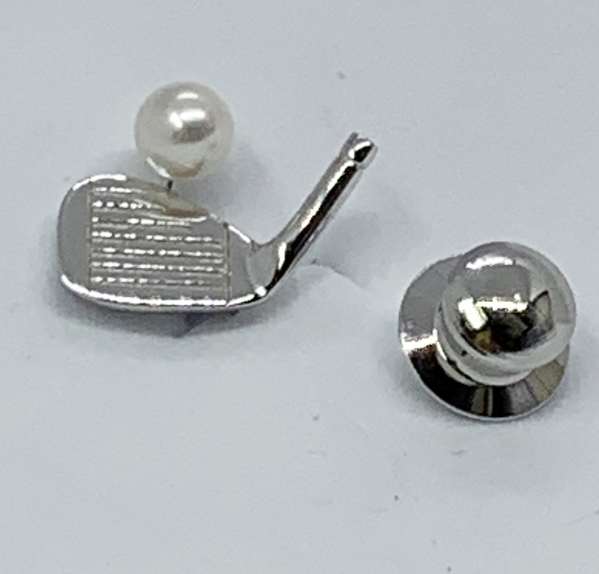 
30-23三重県産あこや真珠５.0mm　S Vタイタック
