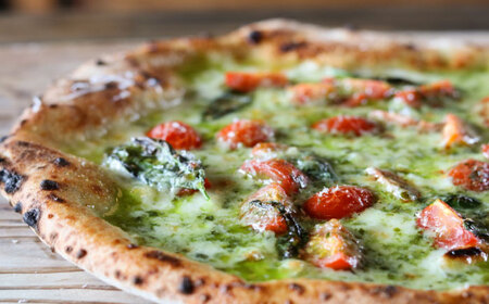 【 ナポリピッツァ専門店が作る薪窯焼き 冷凍 ピッツァセット 】王道 マルゲリータ ×2枚、フレッシュトマトとバジルソースでさっぱり マルゲリータ・ビアンカ ×1枚【堀川ピッツァ】[BHBV013]