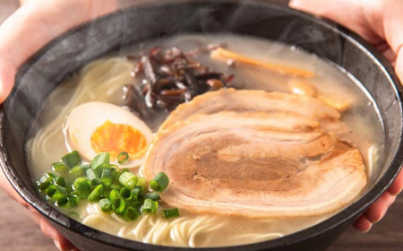 博多屋台屈指の人気店「花山」の豚骨ラーメン(9食)