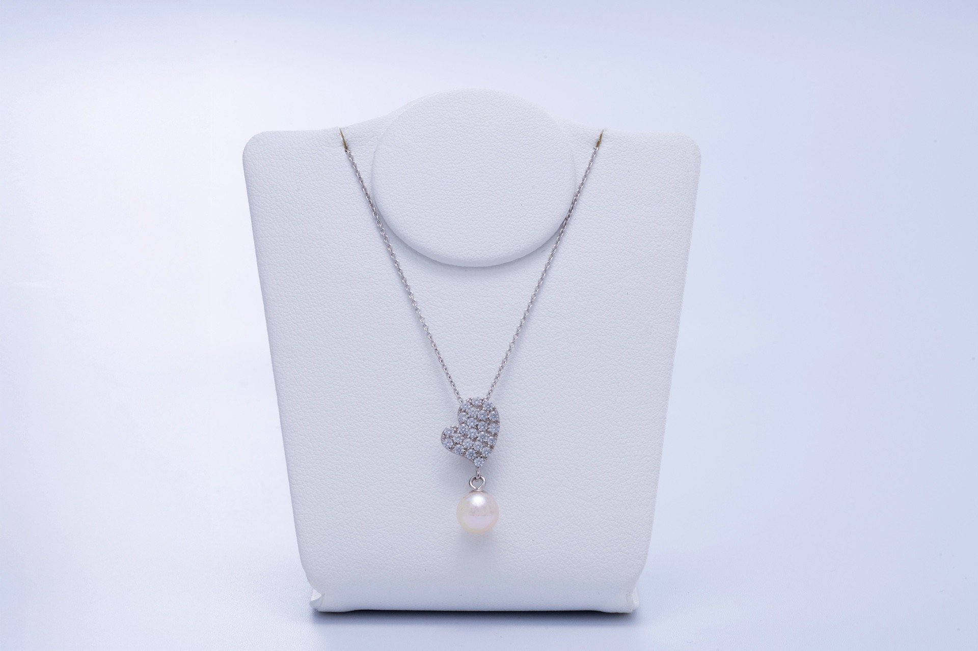 
                  40-42あこや真珠ペンダント
                