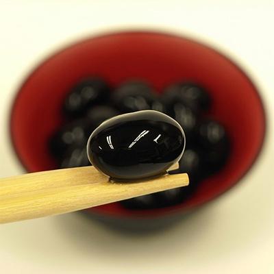 ふるさと納税 亀岡市 【2024年9月より順次発送】丹波の高級素材を使った「丹波大納言黒豆ぜんざいと大粒黒豆煮のセット」 |  | 02