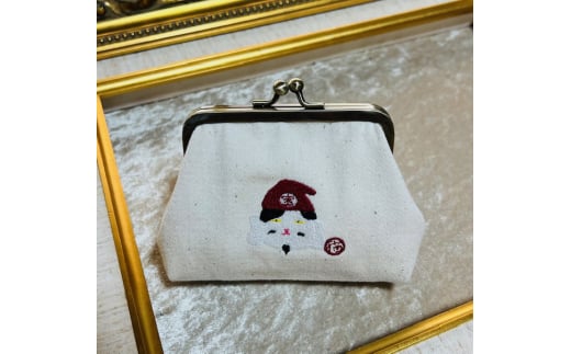 動物愛護 がま口ポーチ 七福にゃん 生成 吉富町/猫山商事 [BGBE003] 福岡県