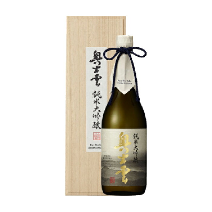 【ふるさと納税】奥出雲 純米大吟醸720ml 純米大吟醸酒 四合瓶 日本酒 純米酒 純米大吟醸酒 酒 お酒 地酒 晩酌 アルコール プレゼント 贈り物 贈答 ギフト