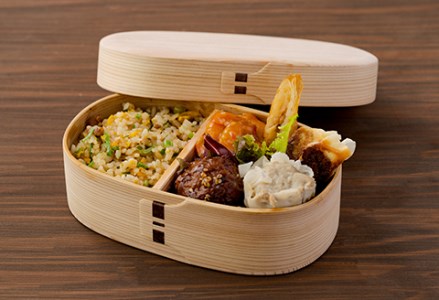 205P6004 【大館曲げわっぱ】白木　小判弁当箱(中) 【配送日指定不可】