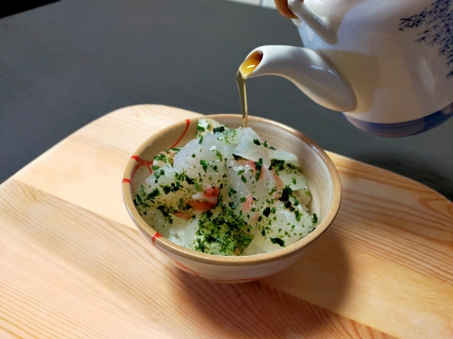 （冷凍） 刺身 カット済 お手軽 海鮮丼 あおさまぶし 熟成 鯛 100g 4袋 計 400g ／ 城水産 伊勢志摩 まだい 真鯛 スライス のっけ丼 お茶漬 青さ 海苔 無添加 産地直送