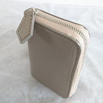ふるさと納税 加西市 国産シュリンクレザー　ラウンドZIPコインケース(グレージュ)[No5698-7521] |  | 02