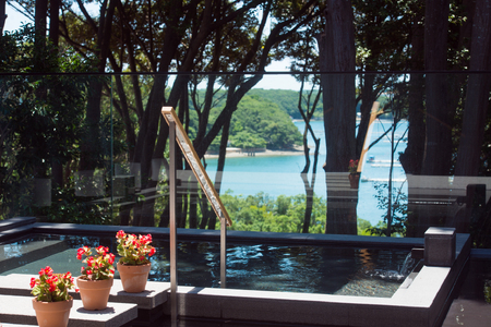 宿泊ギフト券 30,000 円分 【 THE HIRAMATSU HOTELS & RESORTS 賢島 】 ザ・ ひらまつ 賢島 30000円 宿泊券 伊勢志摩 旅行 旅行券 