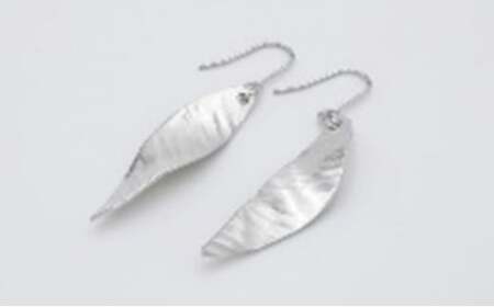 【高岡銅器】ピアス 葉 民芸品 工芸品 伝統技術 アクセサリー  FAD-0685