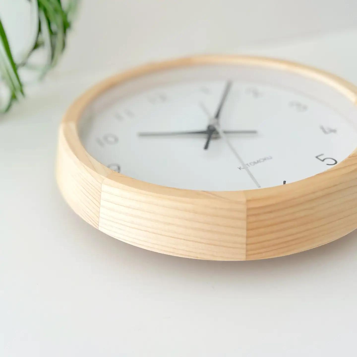 KATOMOKU muku clock 木製掛け時計（ヒノキ）km-130HI