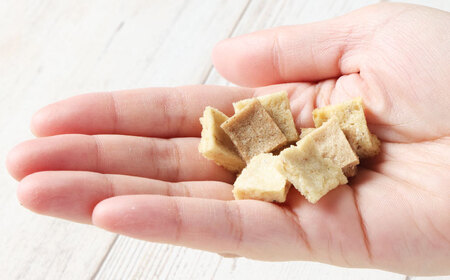 真鱈ちっぷ 約150g 15g×10袋 ペット 愛犬 犬 いぬ 愛犬 わんちゃん ワンちゃん 魚 お魚 さかな 真鱈 鱈 たら えさ 餌 チップ 真空 ミニサイズ おやつ ジャーキー ヘルシー 北海道