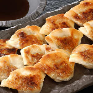 芦屋 伊東屋 謹製 業務用 一口餃子 90個セット (ご自宅用) 2袋【餃子 ぎょうざ ギョーザ 中華 点心 惣菜 簡単 おうち おかず おつまみ 豚肉 薄皮 ジューシー 肉汁 たっぷり 冷凍 イトー