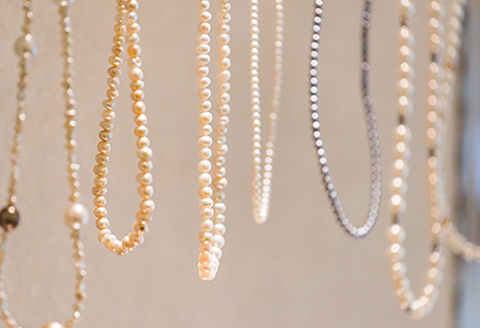 注目の旬アイテム♪アコヤ真珠イヤーカフ YG：B056-017