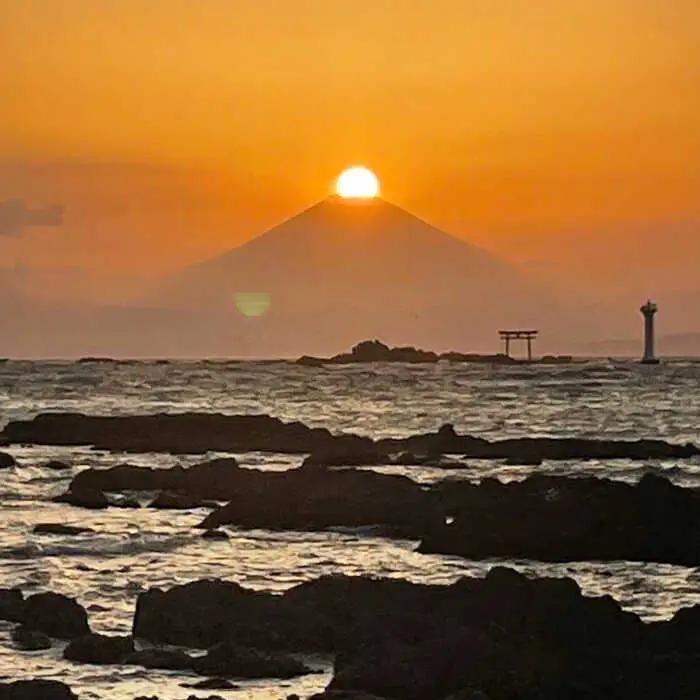 港の灯り 宿泊チケット ／ 旅行 チケット 宿泊券 神奈川県 葉山【あったかい(株)】 高額 [ASBO001]