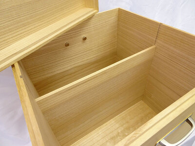 収納ボックス ラ・キャレ アイボリー 総桐 高級皮革バック 収納 箪笥 初音の家具 カバン収納 木製 桐箱 収納ケース 小物収納ケース 収納家具 バッグ 小物 小物入れ クローゼット インテリア 家具