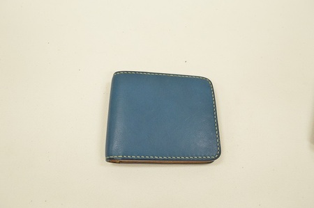 栃木レザー使用｜やわらか本革二つ折り財布｜Half wallet 02｜ブルー｜minca（全5色）