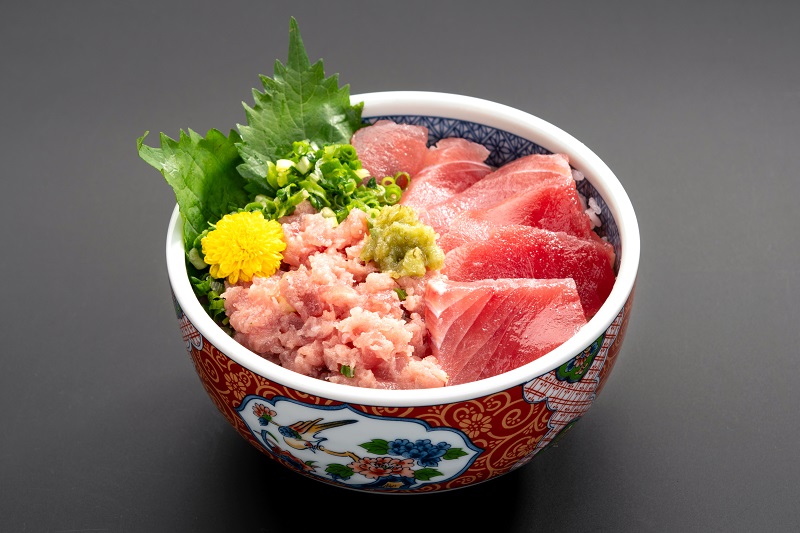 a15-684　刺身用鉢まぐろとまぐろたたき2種盛り約1kg