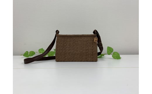 山葡萄かごバッグ （ショルダーバッグ） W28㎝×H18㎝×D8㎝