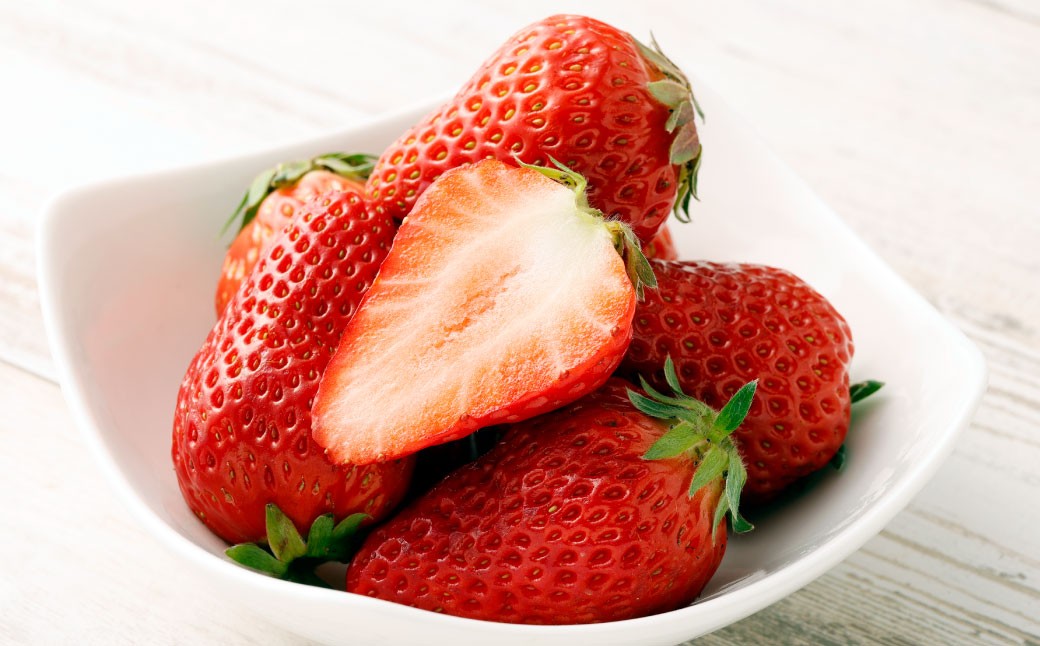 
            寒蜜いちご紅ほっぺ＆スターナイトアソートA（化粧箱入り）約300g×各2パック（計4パック）【2025年12月下旬～2026年1月下旬まで順次発送予定】 イチゴ 苺 紅ほっぺ 果実 くだもの フルーツ 2種類 厳選 大粒 完熟 新鮮 熟成 パック 静岡県 菊川市
          