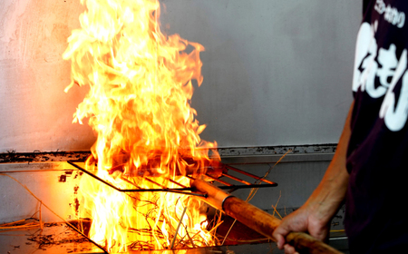 【高知大丸おすすめ品】土佐久礼かつおの藁焼きタタキ（旬凍）約800g(2-3節)7-8人前【株式会社高知大丸】[ATEZ007]