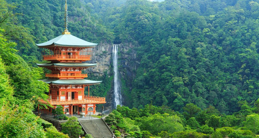 南紀勝浦温泉 宿泊割引券 15,000円相当 （3000円割引券×5枚）