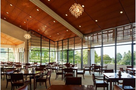 D-15　ゴルフプレー券【ラフォーレ修善寺＆カントリークラブ】《土曜日2名様》