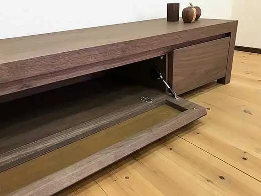 【Kariya テレビボード ウォールナット180cm】ウォールナット材 オイルフィニッシュ リモコン対応 シンプルな多機能TVボード 家具 テレビ台 テレビボード TVボード AVボード 棚 リビン