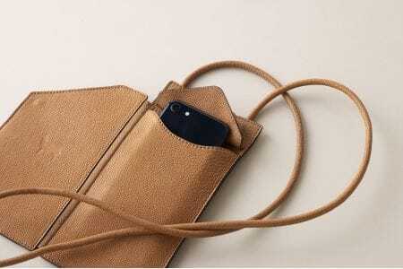 ENVELOPE（革のカシミヤ 郡上市産明宝鹿革スマホショルダーバッグ）ブラック