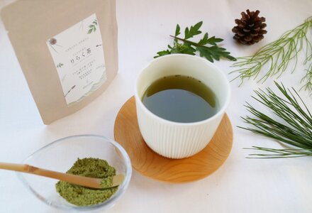 お茶 岡山県真庭市産 粉末ブレンドお茶りらく茶 ( よもぎ ・ 松の葉 ・ すぎな の3種) 3袋セット 【savon007-01】