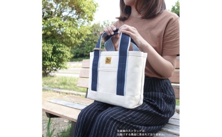 バンナイズ　スタッフオーダートート／Mikaモデル　バンナイズ 帆布 お散歩 買い物 お出かけ ショッピング かばん トートバッグ ファッション カバン バッグ  生成×ももいろ