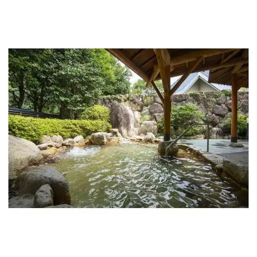 ロッジくすのき 和室15畳 奈良 下北山村 ペア宿泊券 素泊まり 1泊2日 きなりの湯入浴券付 旅行 温泉 