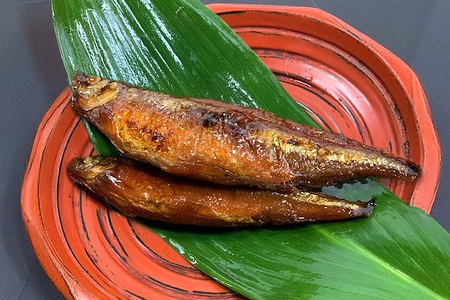 子持ちわかさぎ 佃煮 わかさぎ 魚 つくだ煮 老舗 伝統の技 手作り 佃煮屋 飯田屋 ご飯のお供 魚介 ギフト 贈答用 産地直送 茨城県 石岡市 (E08-007)