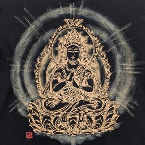 手描きTシャツ 仏画 大日如来 金剛界 黒 (半袖 XLサイズ)【1662864】