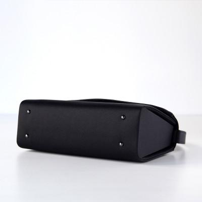 ふるさと納税 東大阪市 【IWASA】優しいシルエットのサステナブル・フォーマルバッグ |  | 02