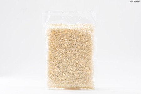 米 ハツシモ 2合×3 計900g 真空パック / かなざわ農園 / 長崎県 雲仙市 [item0943] お米 精米