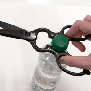 [剣謙心] ステンレス キッチン鋏 KS-1 黒染め キッチン用品 調理器具 調理ハサミ キッチンツール キャンプ用品 アウトドア用品 マルチタイプ鋏 【021S008】