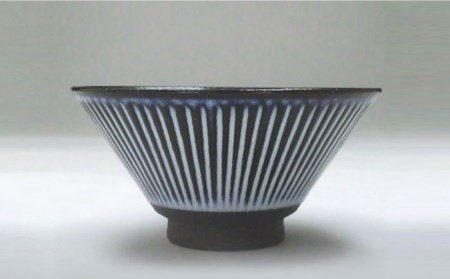 【美濃焼】陽だまり 茶碗 ペアセット 夏【山勝美濃陶苑】HDM-3053FW 食器 ご飯茶碗 ペア 夫婦 カップル 飯碗 ご飯 ブルー ネイビー 青 紺 和食器 和風 シンプル おしゃれ 送料無料 [