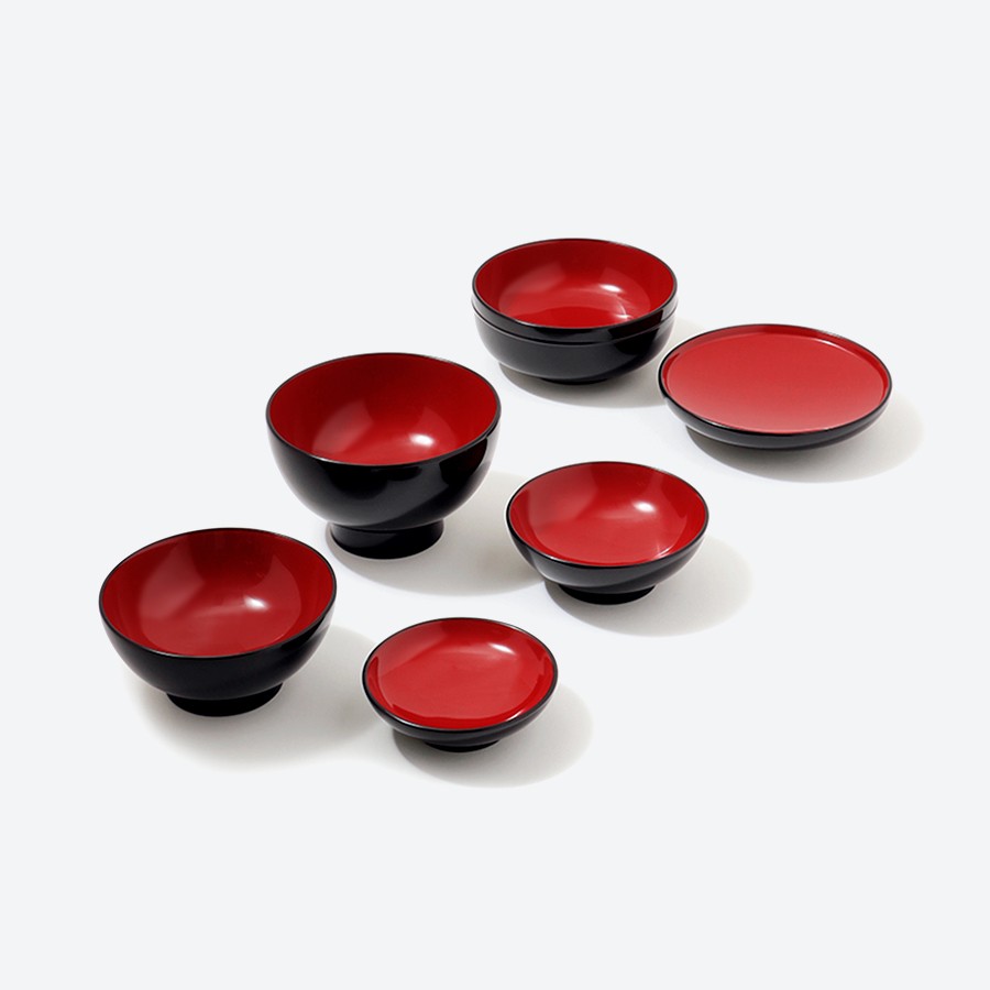 ＜中島忠平漆器店＞お食い初め膳　女の子用（黒内朱）