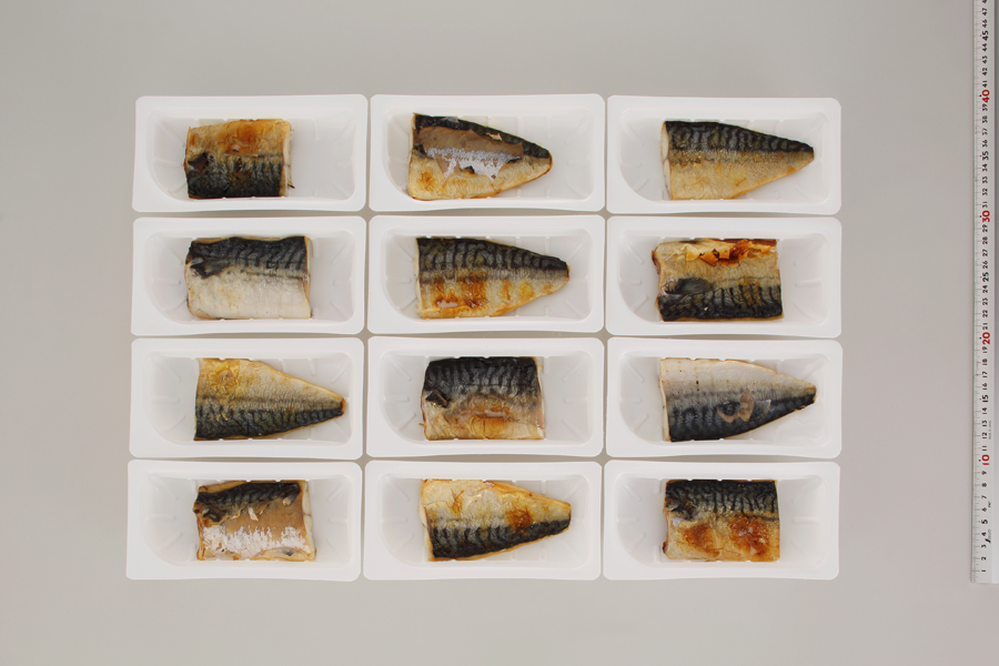 レンジで焼さば 12枚入り（フィレ二分割） 北海道 惣菜 おかず サバ さば 鯖 切り身 焼サバ 焼きサバ 塩サバ 焼さば 焼きさば 塩さば 焼鯖 焼き鯖 塩鯖 焼き魚 魚 魚介類 魚介 海鮮 海鮮食品 グルメ 食べ物 人気 ふるさと 北海道 白糠町