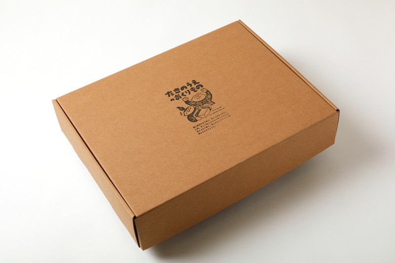 オリジナルギフトボックスにてお届け。