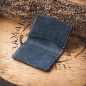 シンプルな革の名刺入れ【ネイビー】