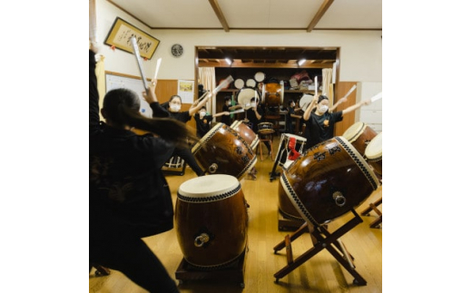 
＜楽土庵宿泊+越中いさみ太鼓見学付き＞紙の部屋、夕朝食付き(富山イタリアン)ペア宿泊券【1446929】
