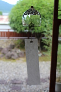 ガラス風鈴「海つ音」（丸型・桜） |  ガラス 風鈴 丸型風鈴 手作り風鈴 夏風鈴 ガラス加工 鈴