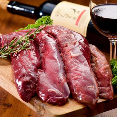 ふるさと納税 別海町 【希少】一流シェフ絶賛の鹿肉(エゾシカ肉)  ヒレ600g食べ比べセット(300g×2)北海道ジビエ |  | 02