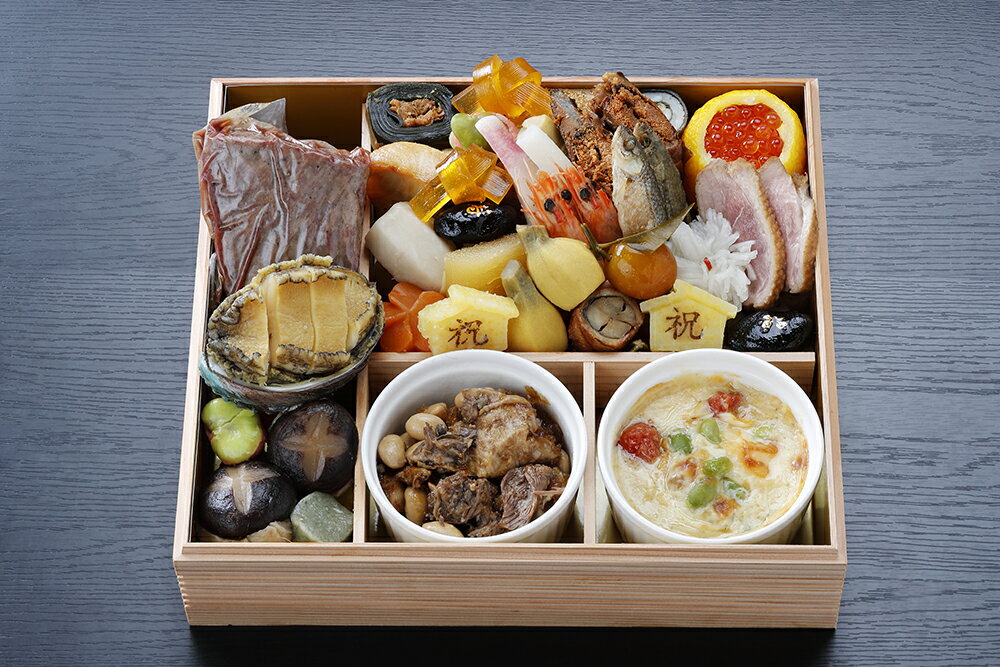 【ふるさと納税】【京料理　宮前】生産牧場指定A4等級以上近江牛使用 近江牛がメインのおせち料理 一段重 2名様用 2026 正月 おせち 近江牛 【令和7年12月16日まで受付】 冷蔵