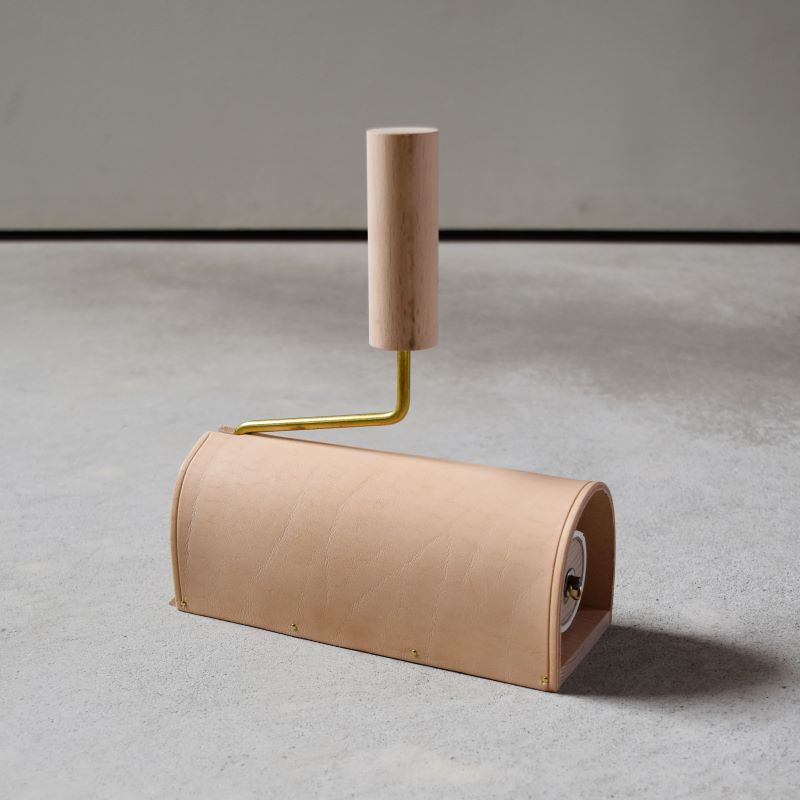 Teha’amana ROLLER CLEANER テハマナ ローラークリーナ ブナ ナチュラル 革 皮 雑貨 おしゃれ レザー 本革 こだわりの逸品 地域特産品 ギフト 自分用 人気 おすすめ