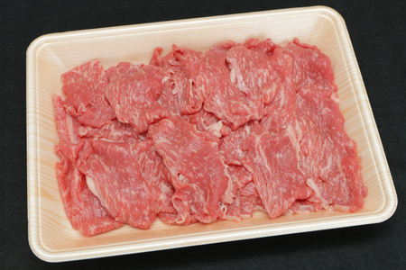 黒毛和種 しわ もちもち牛 モモ肉 切り落とし 500g (AM012) もち米で育った牛の甘さたっぷりのお肉です！甘みとジューシーさをご堪能ください！