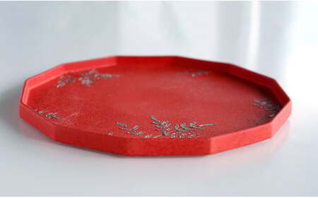 A25-227 緋彩プラチナシダ紋 十二角プレート 松尾陶器