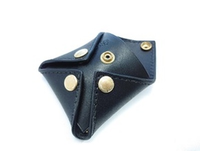 本革 栃木 レザー使用 スクエア型コインケース　SNAKERオリジナルホック付　ブラック 【本革】